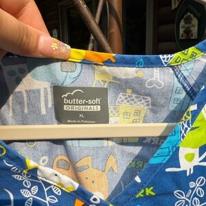 Butter-Soft Originals Women's Blue Patterned Top